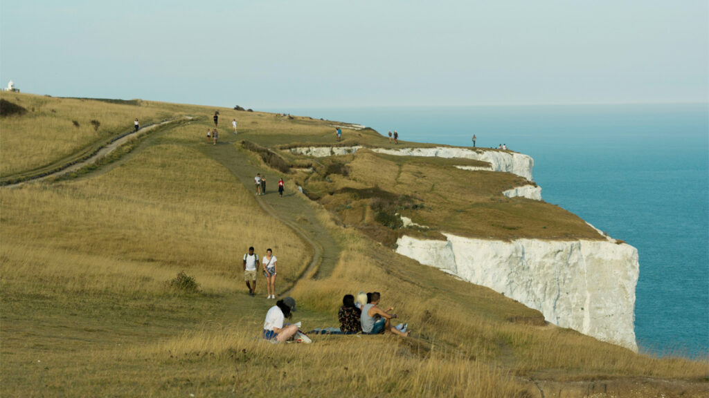 Die weißen Klippen bei Dover, Foto: Silviya Nenova / Unsplash